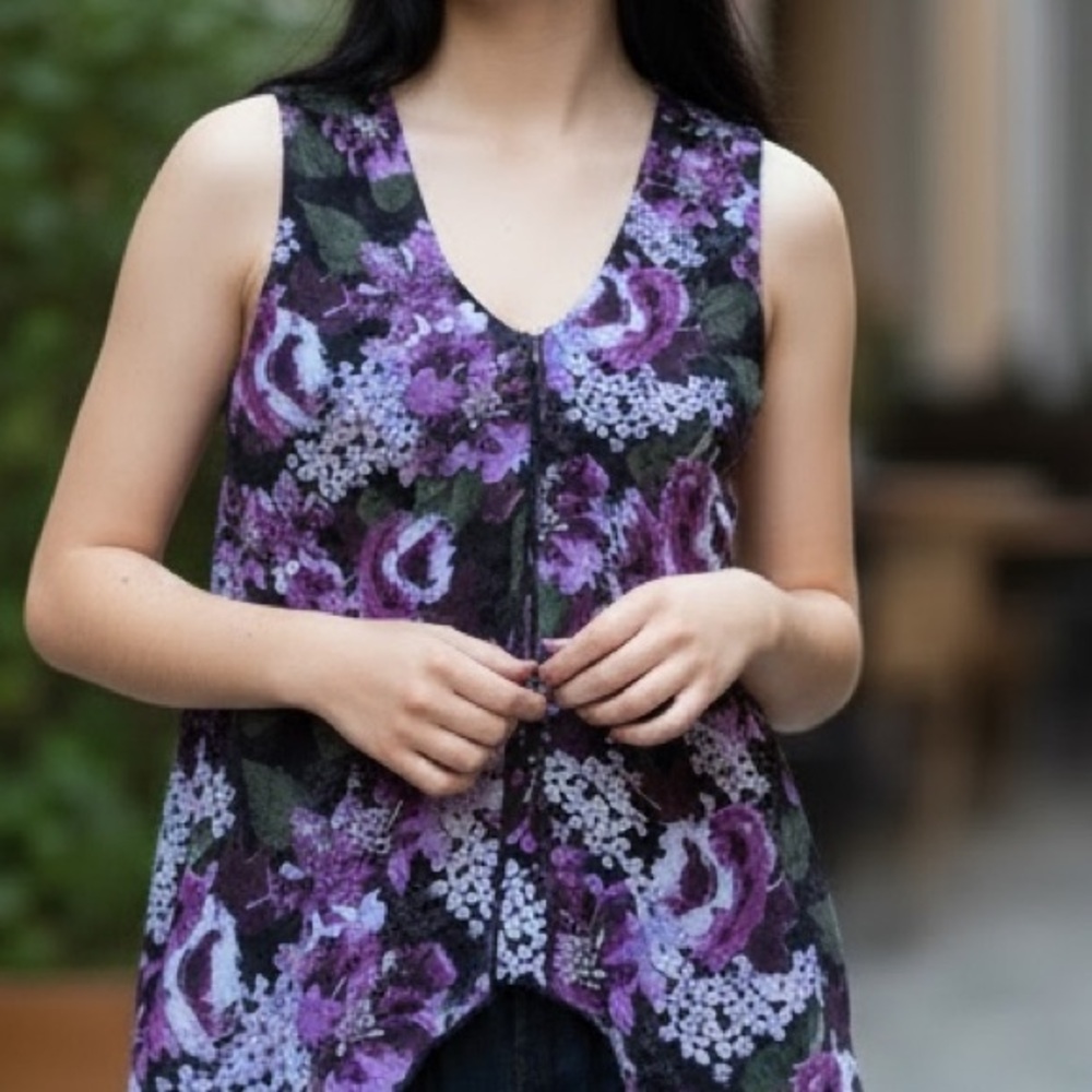 Rare whimsigoth Adele and Max Floral Sleeveless Top - Purple and Black flouncy